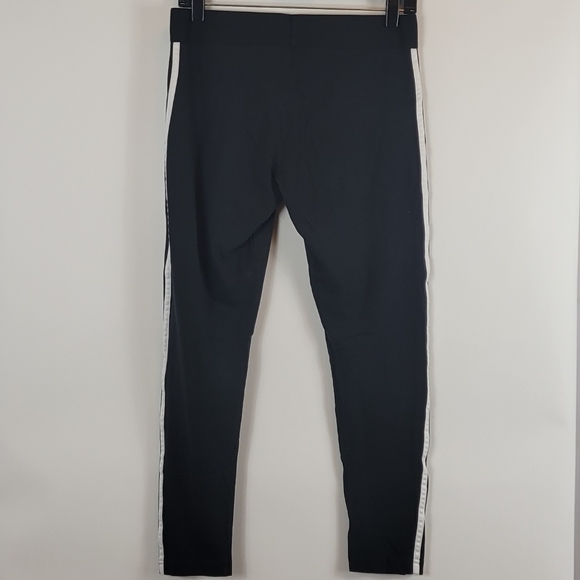 ⭕️SOLD⭕️Adidas Athletic Sport Black Leggings Womens Size Large - Picture 2 of 4